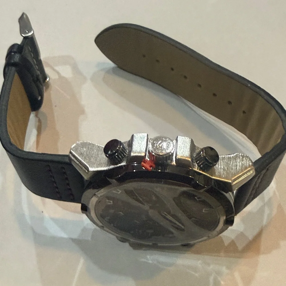 #71 Southpole Men’s Chronograph Watch Feauring  Black Dial w/Red Accents. - Picture 2 of 6